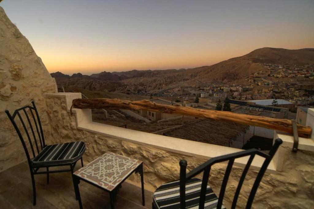 Infinity Lodge Wadi Musa Eksteriør billede